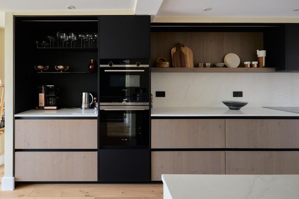 Property photo 3 of 47