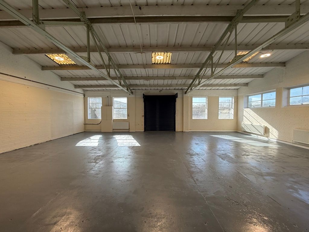 Property photo 1 of 6 Photo 17