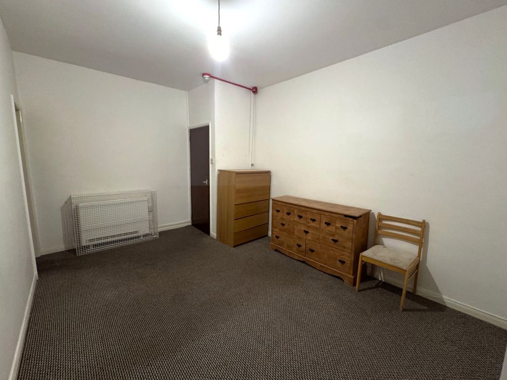 Property photo 2 of 5 Photo 6