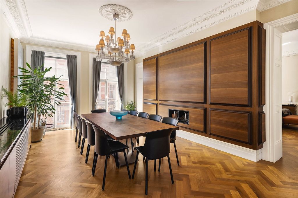 Property photo 2 of 16 Dining Room