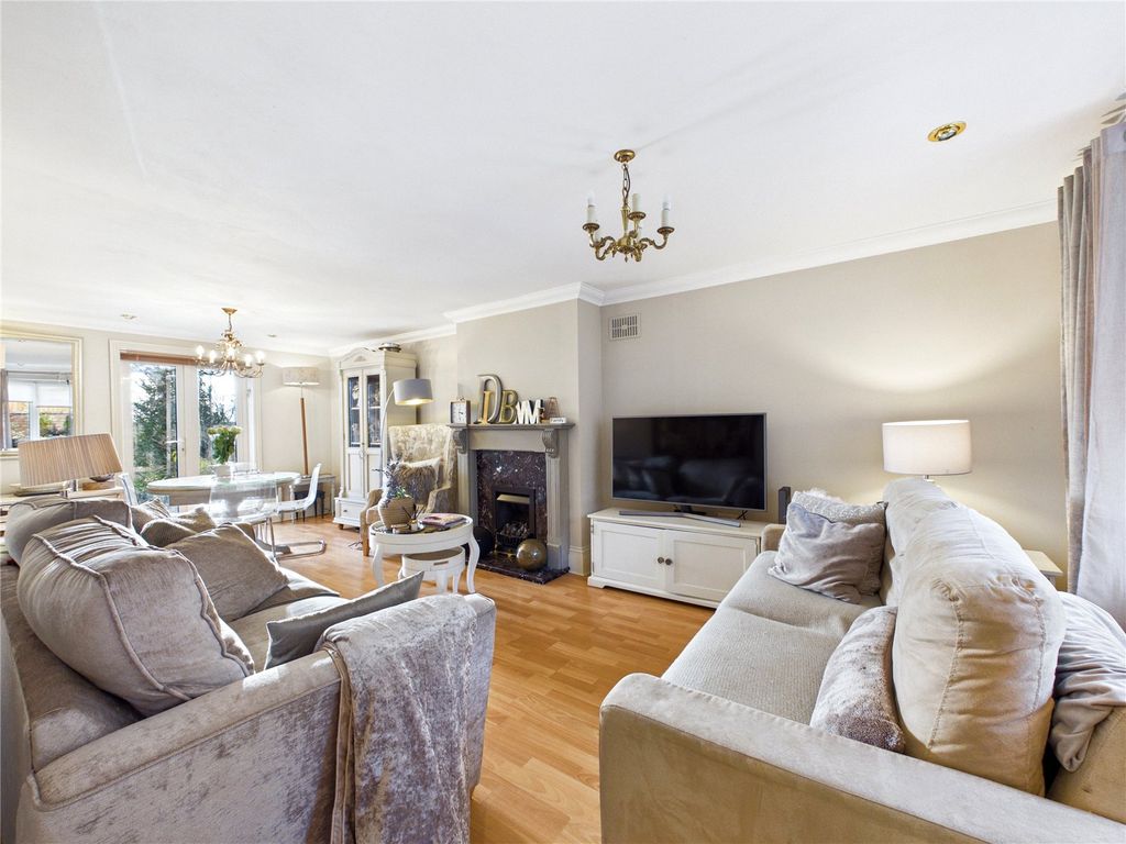 Property photo 3 of 14 Picture No. 13