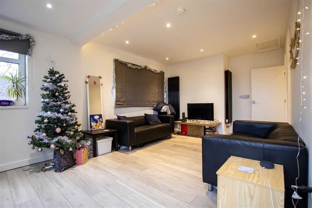 Property photo 3 of 17 Img_2643.Jpg