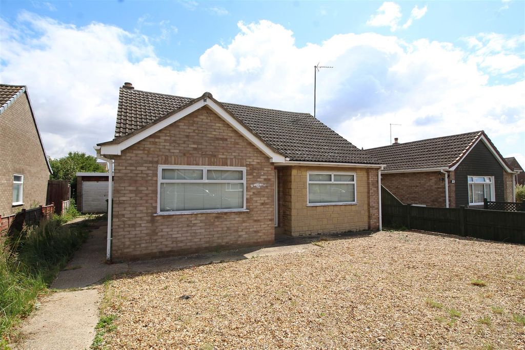 Property photo 1 of 9 Front.Jpg