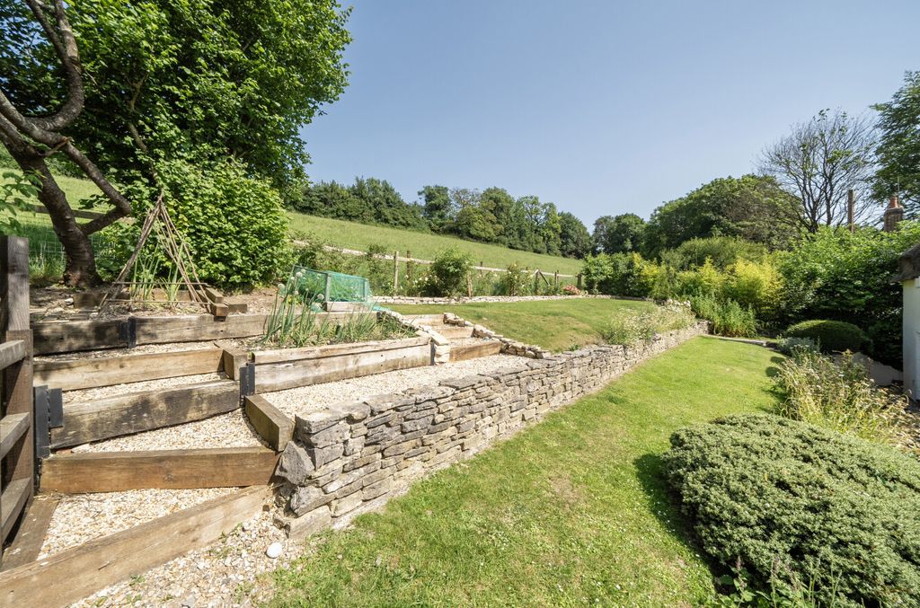 Property photo 3 of 22 1481838-19-6A3c15...