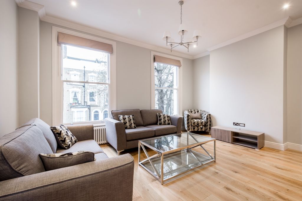 Property photo 1 of 14 Grosvenor Avenue