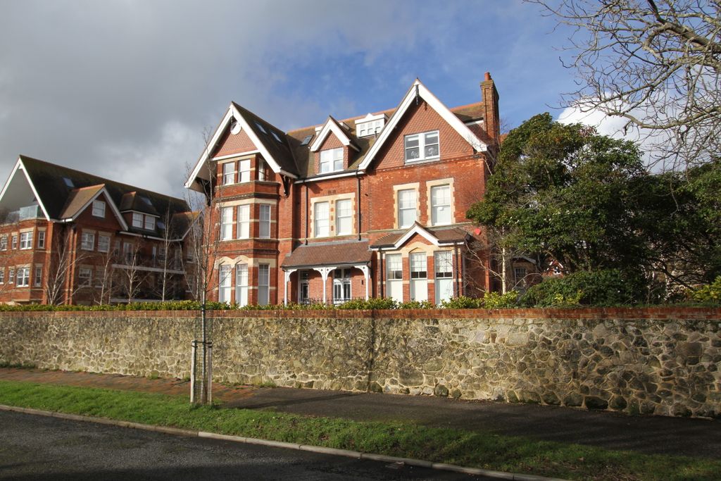 Additional image 18 of 3 bed flat for saleBolsover Road, Eastbourne BN20