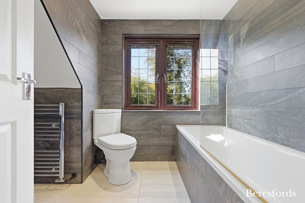 Additional image 17 of 3 bed detached house for saleHillhouse Drive, Billericay CM12