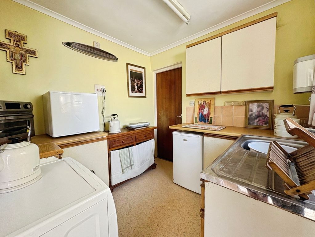 Property photo 3 of 15 5271827