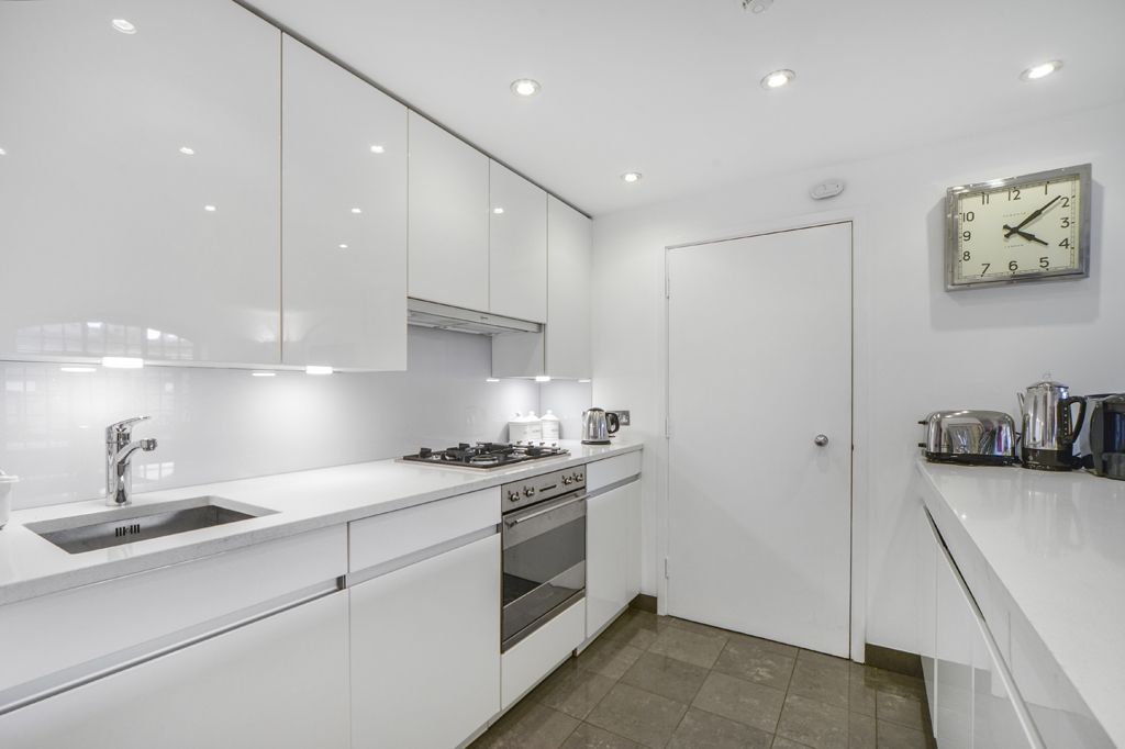 Property photo 2 of 15 New Crane Place