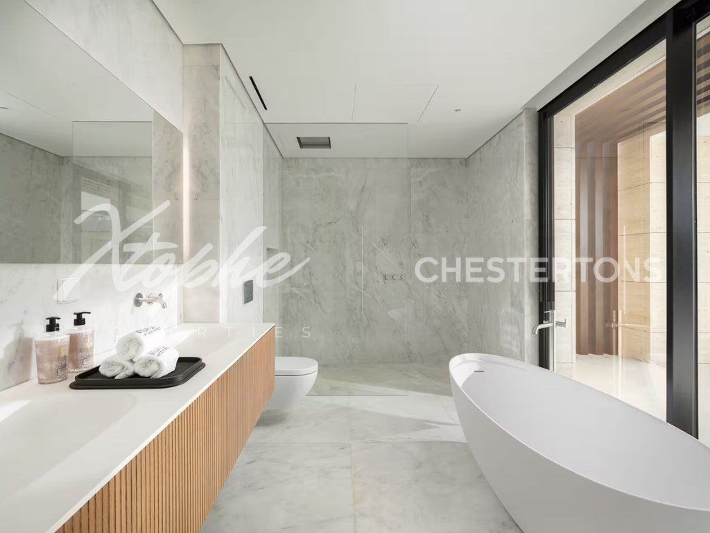 Property photo 1 of 5 Quinta Do Lago Brand New 4 Bed Apartment For Sale
