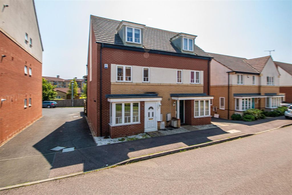 Property photo 1 of 16 39 Sakur.Jpg