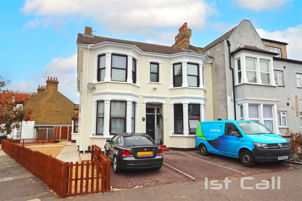 Property photo 1 of 11 Main.Jpg