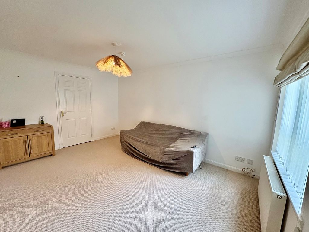 Property photo 3 of 9 Not Specified