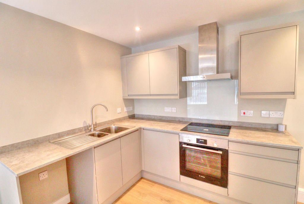 Property photo 3 of 7 Picture No. 02