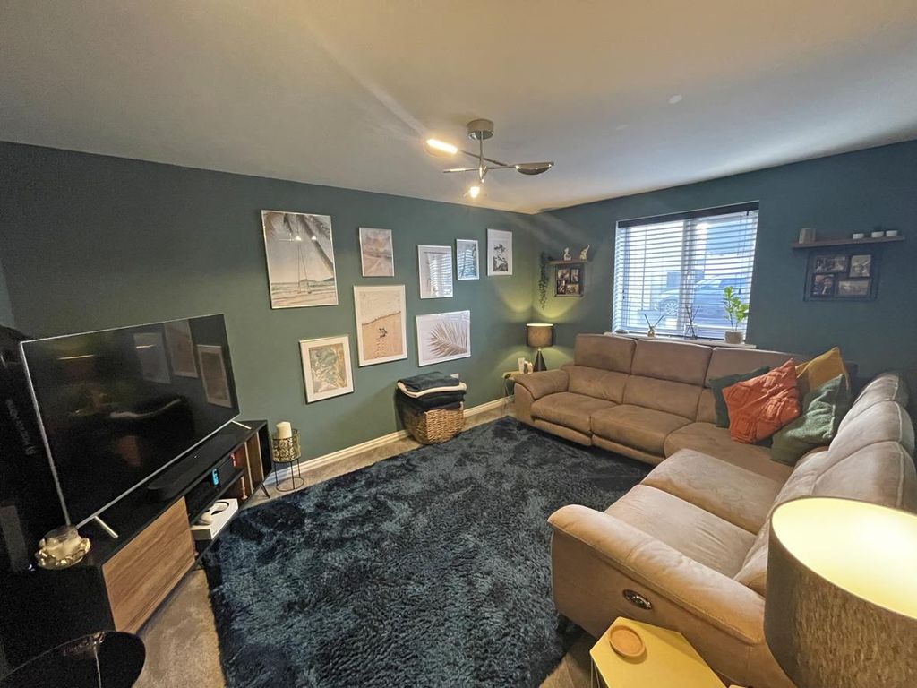 Property photo 3 of 22 Olympic Way 50 - Lounge Front...Jpg