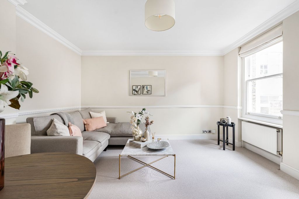Property photo 1 of 12 Reception Room
