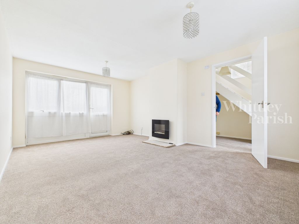 Property photo 2 of 16 Cam04332G0-Pr0552-Still012