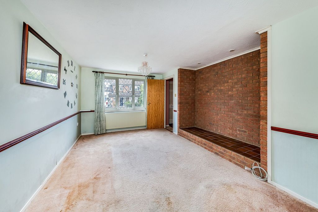 Property photo 3 of 15
