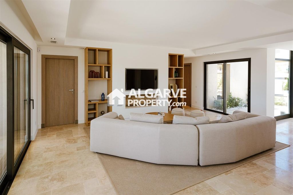 Property photo 2 of 57