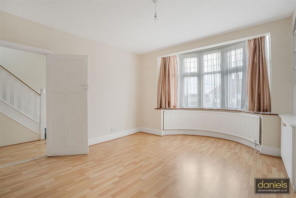 Property photo 2 of 14 5_74351_Watermarked.Jpg