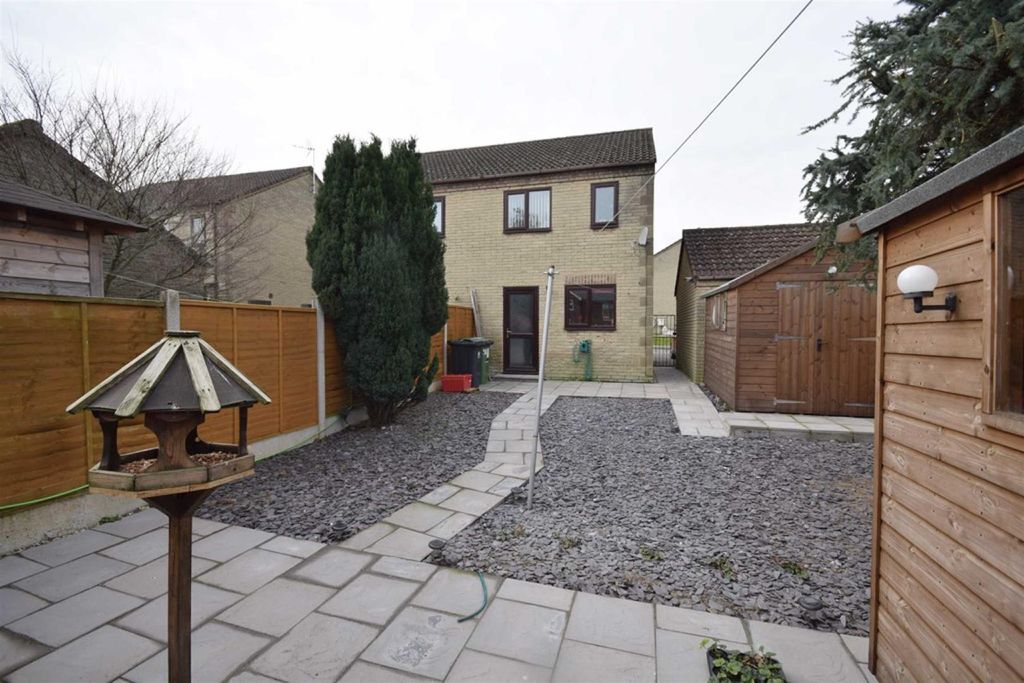 Property photo 3 of 9