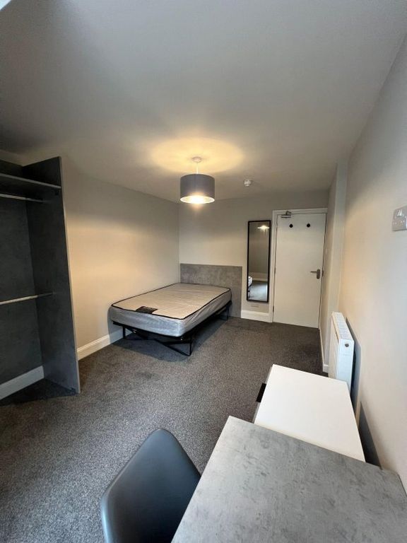Property photo 3 of 6 8860492.Jpg