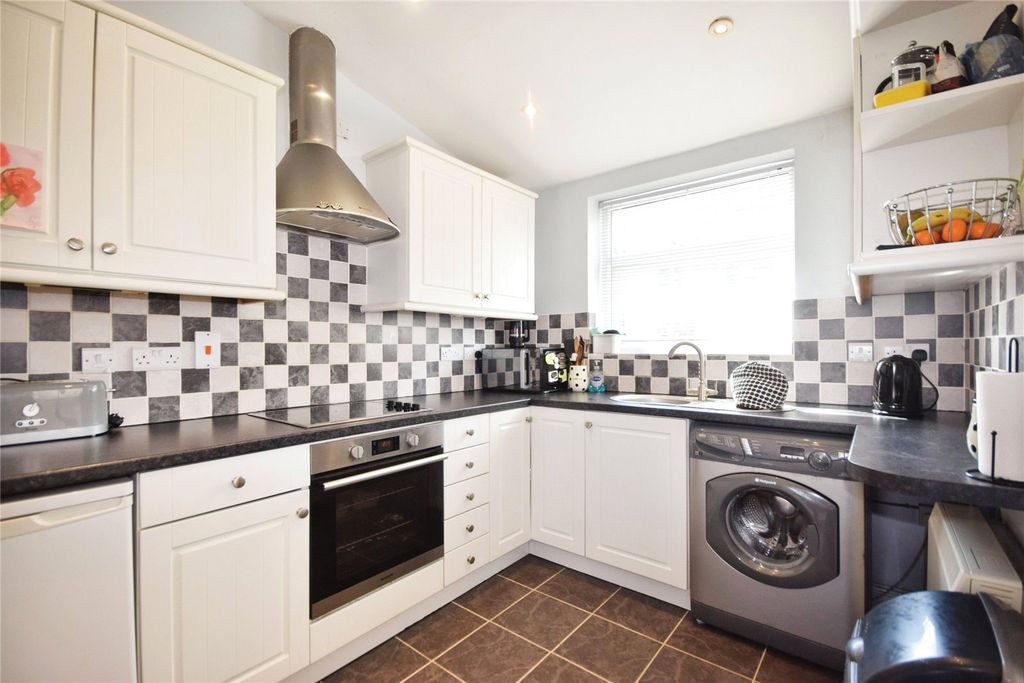 Property photo 2 of 16 Picture No. 03