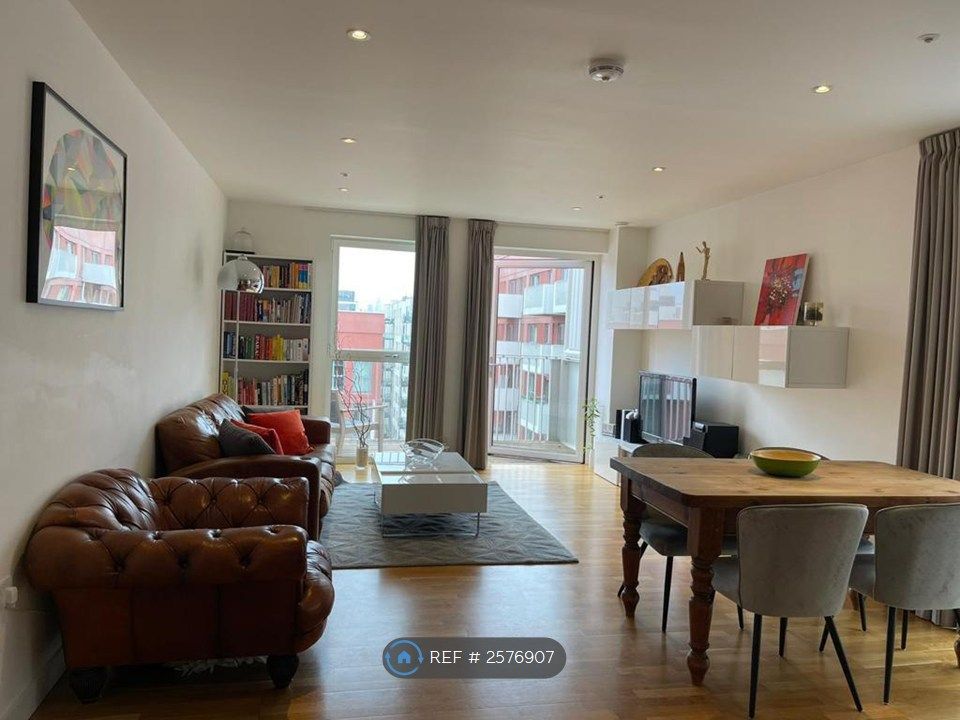 Property photo 2 of 9