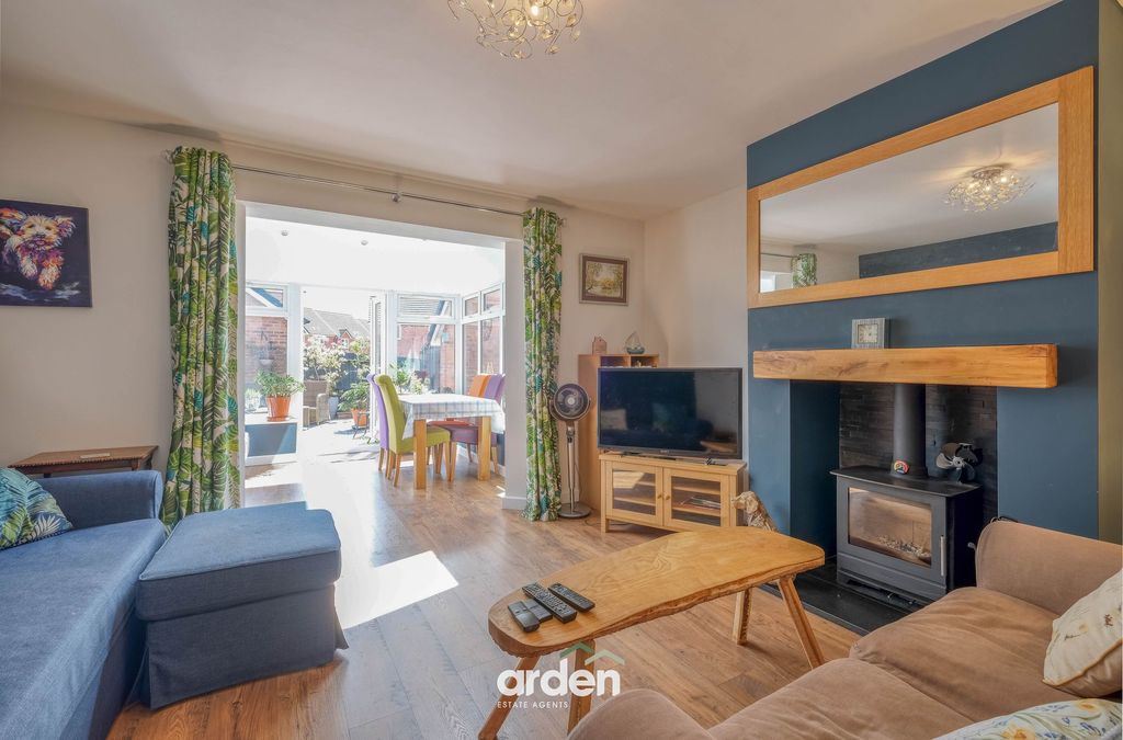 Property photo 2 of 16