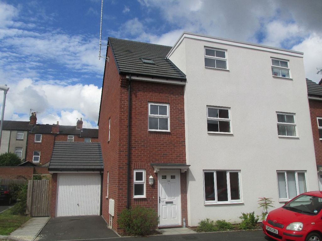 Property photo 1 of 47