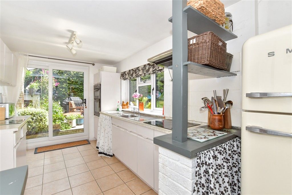 Property photo 3 of 10 Kitchen/Diner