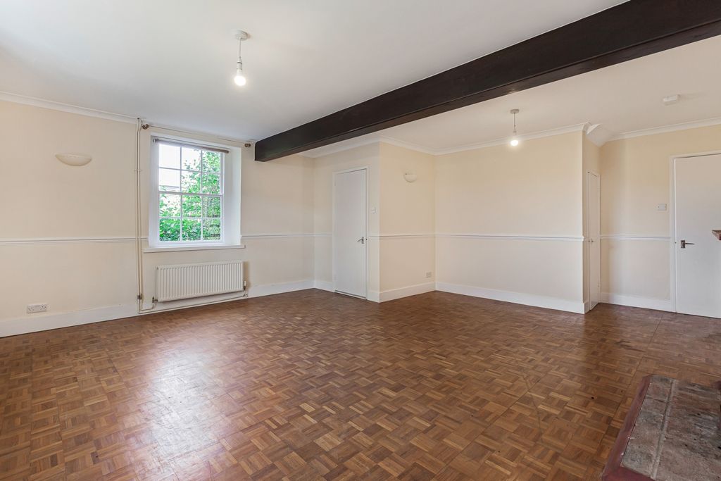 Property photo 3 of 9 301038