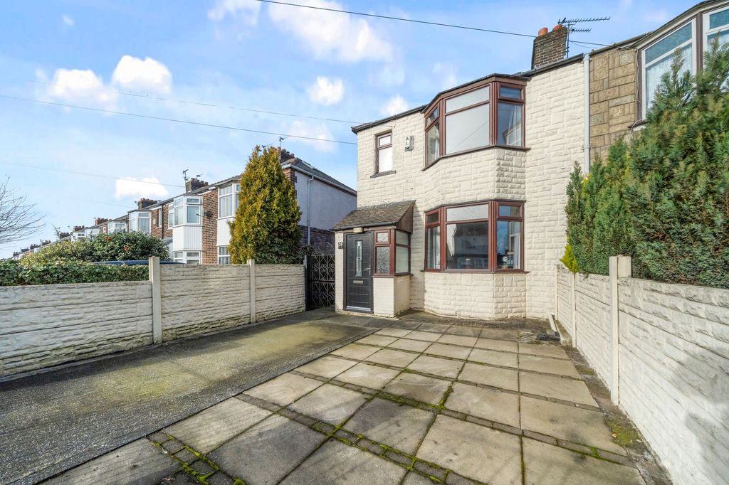 Property photo 1 of 22