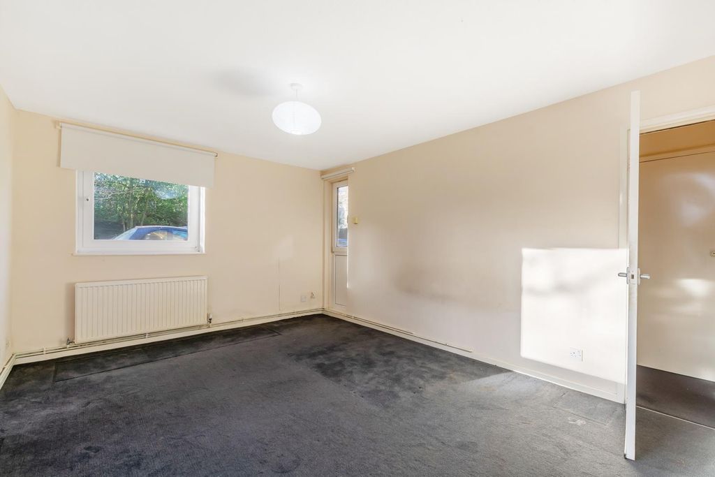 Property photo 2 of 7 Westwood Hill, Se26 6Ny-2.Jpg