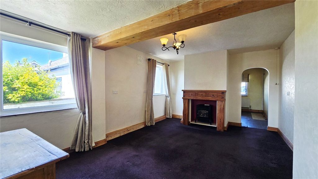 Property photo 3 of 26 Picture No. 24