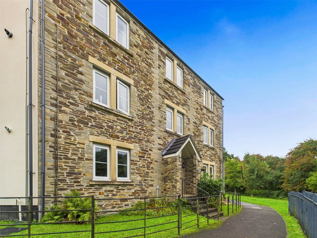 Property photo 1 of 10 Picture No. 01