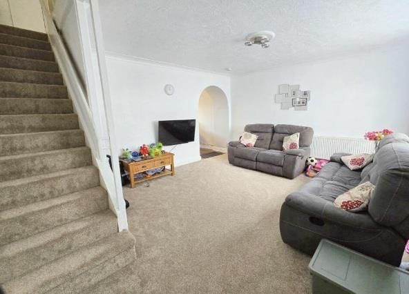 Property photo 2 of 9 2