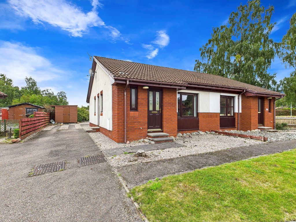 Property photo 1 of 27