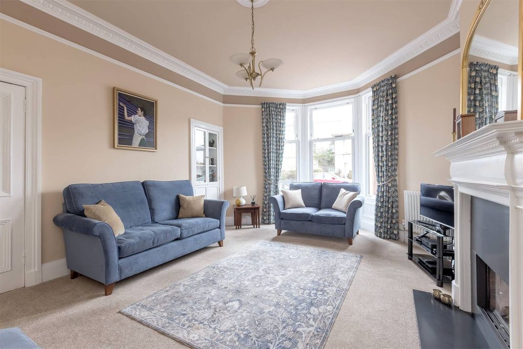 Property photo 3 of 20 Picture No. 14