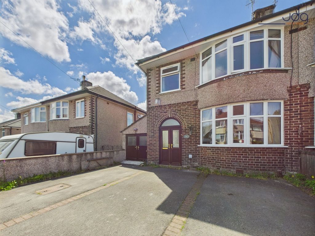 Property photo 1 of 20 Welcome To Clare Road