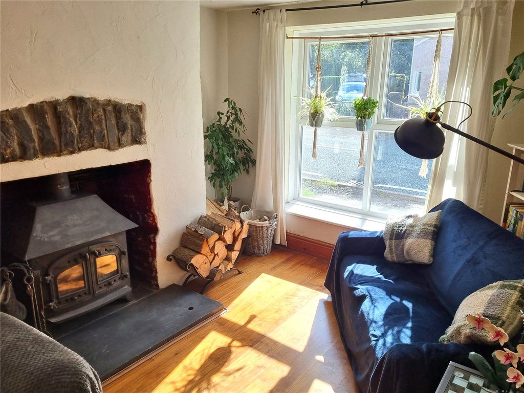 Property photo 2 of 16 Picture No. 14