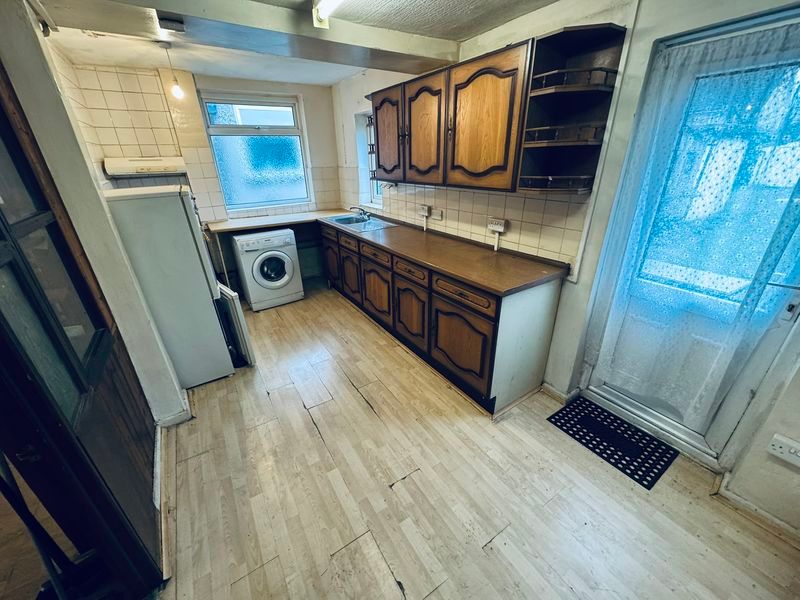 Property photo 3 of 13 Photo 9