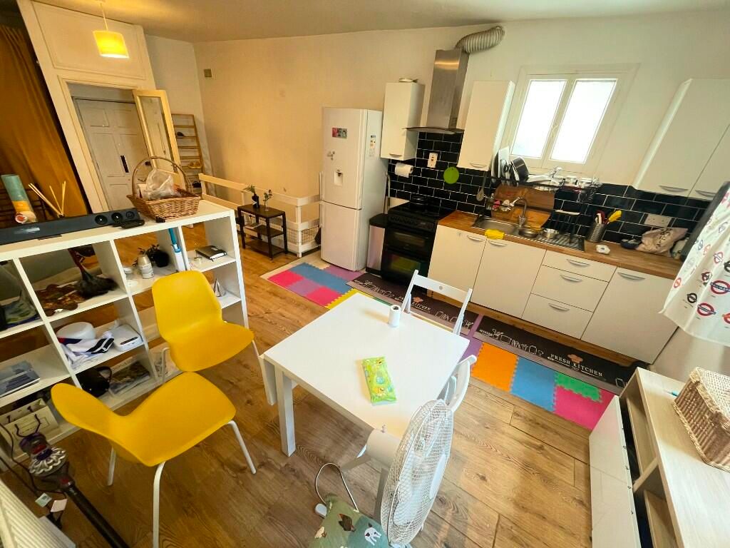 Property photo 2 of 6