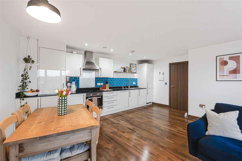 Property photo 3 of 23 3_71482.Jpg