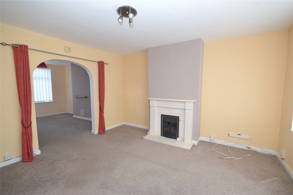 Property photo 3 of 10 Picture No. 17