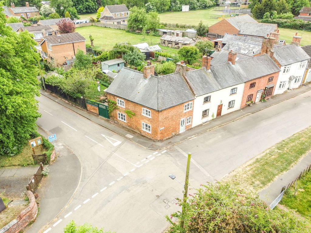 Property photo 1 of 29