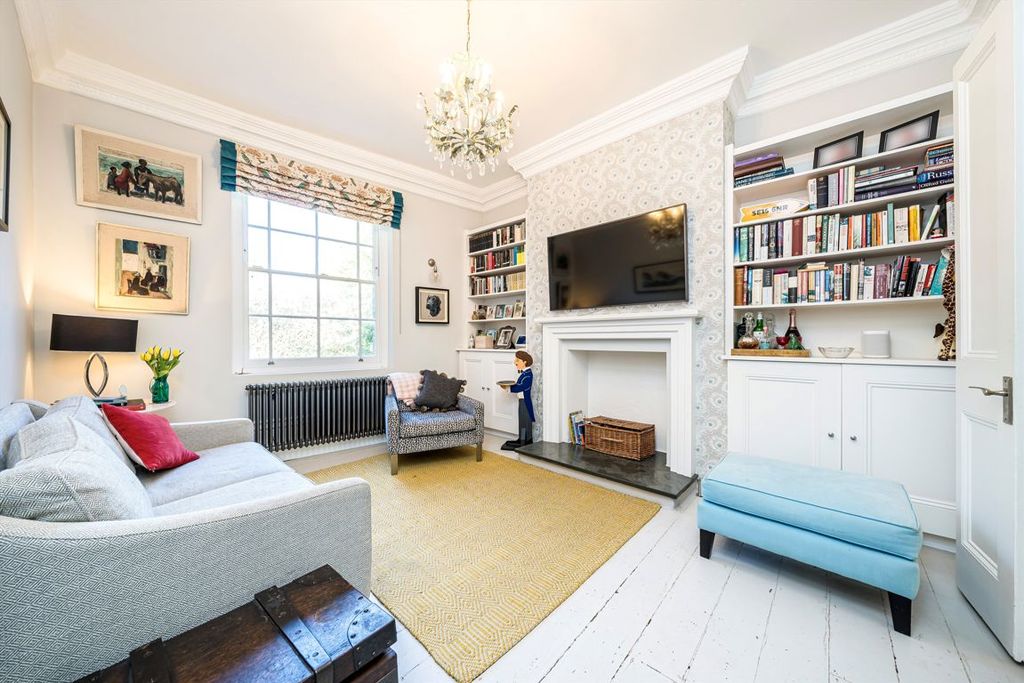 Property photo 2 of 16