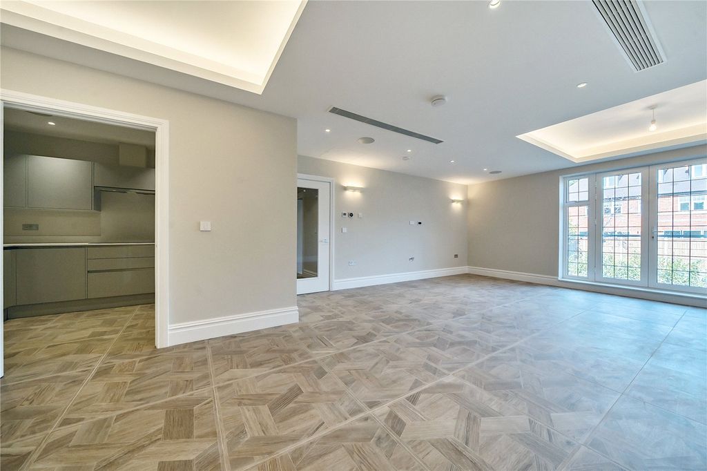 Property photo 2 of 9 Picture No. 02