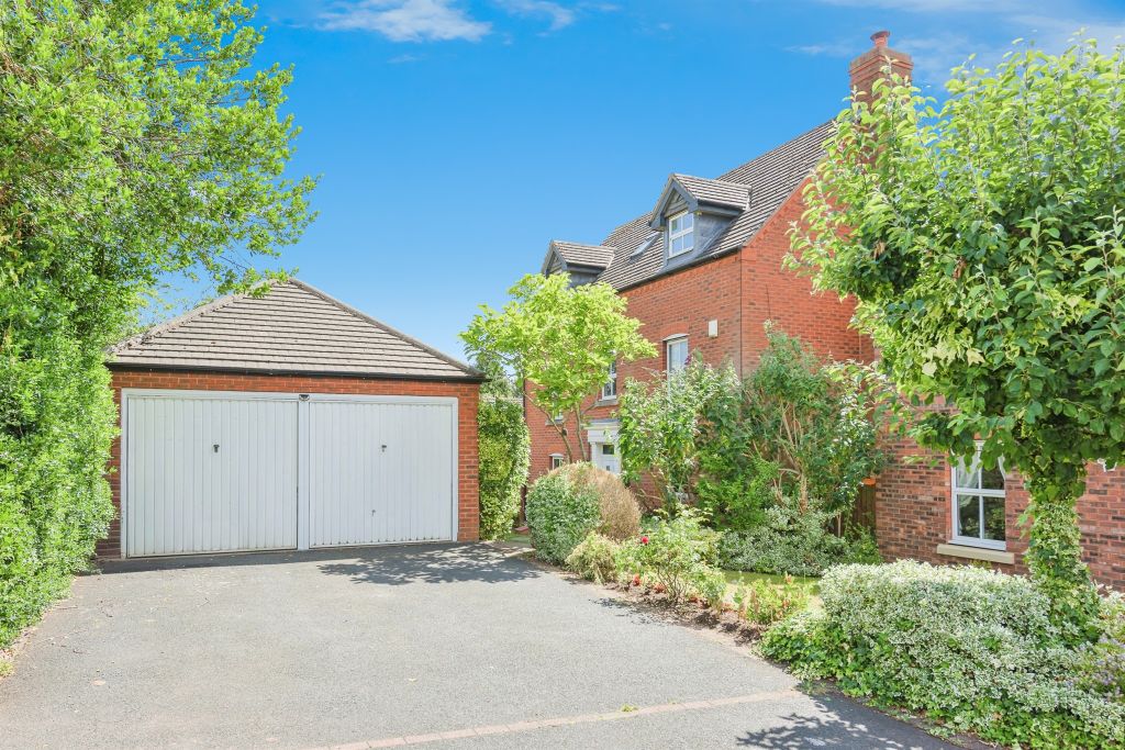 Property photo 1 of 17
