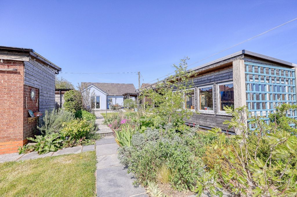 Additional image 32 of 3 bed detached bungalow for saleNeap House Road, Scunthorpe DN15